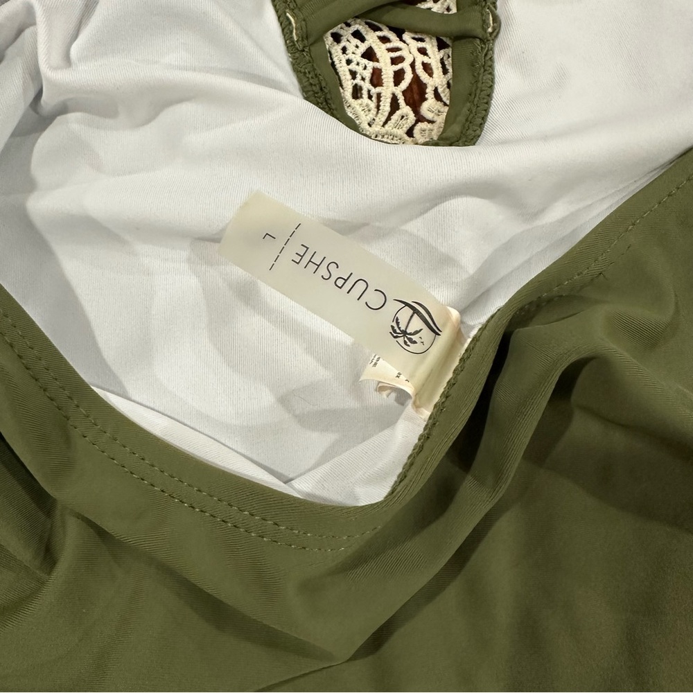Cupshe Olive Swimsuit with Lace Detail - Picture 4 of 6